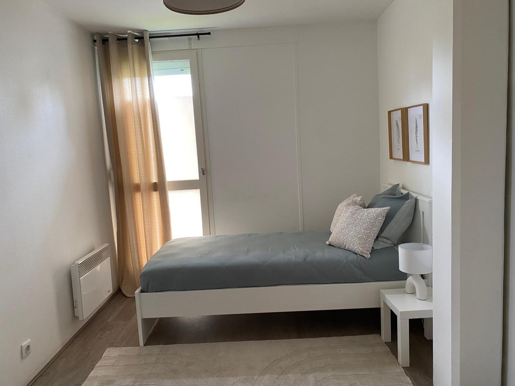 Maison Spacieuse Et Confortable 100M2 Avec Jardin Val-de-Reuil Exterior foto